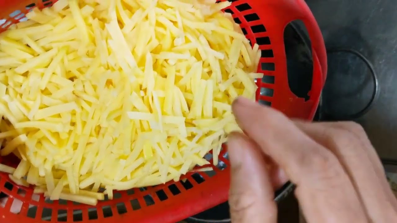 সহজ পদ্ধতি তে আলুভাজি রেসিপি - Potato Fries Easy Recipe