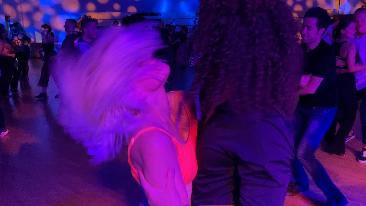 Passionate Bachata Social from Ali and Julija | Chill Bachata - J Salez