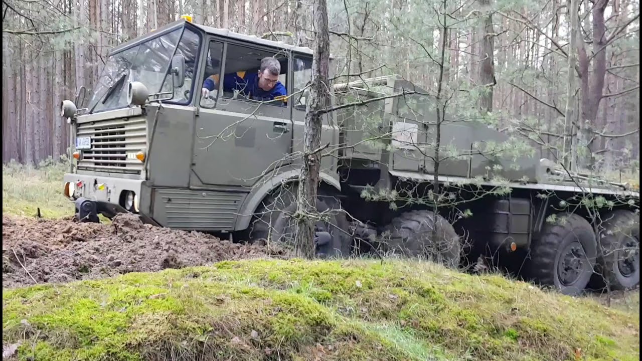 Tatra 813 PM 55 Kolos im Gelände