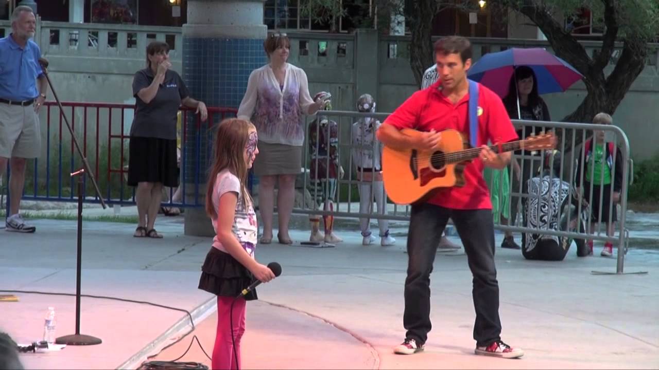 Reno Artown Features PBS Kids' Mr. Steve (SteveSongs) and Miss Rosa  - Spinning Around