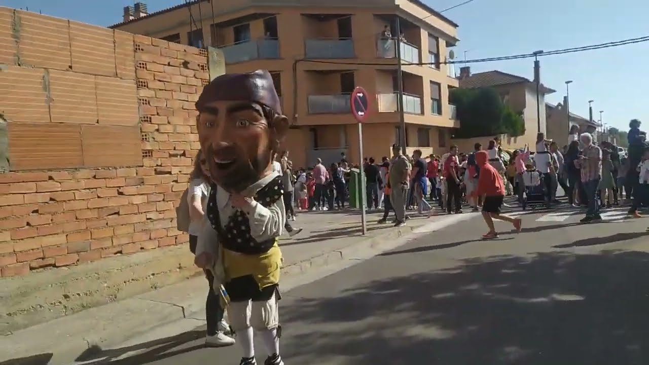 💥🎉 GIGANTES Y CABEZUDOS DE ZARAGOZA 💥🎉