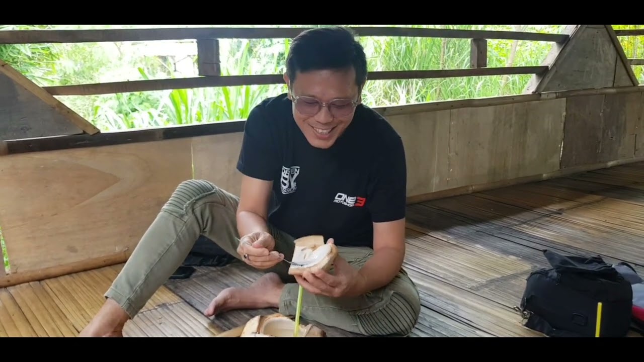Tempat Makan Di Tengah hutan Masakan Rumah Nenek | Sambelnya Juara