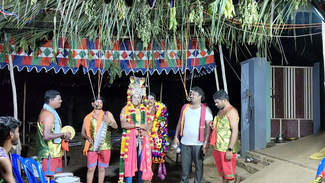 గాఢ శ్రీను దుర్గమ్మ సంబరం రామచంద్ర పురం  8367533665  9494097308 