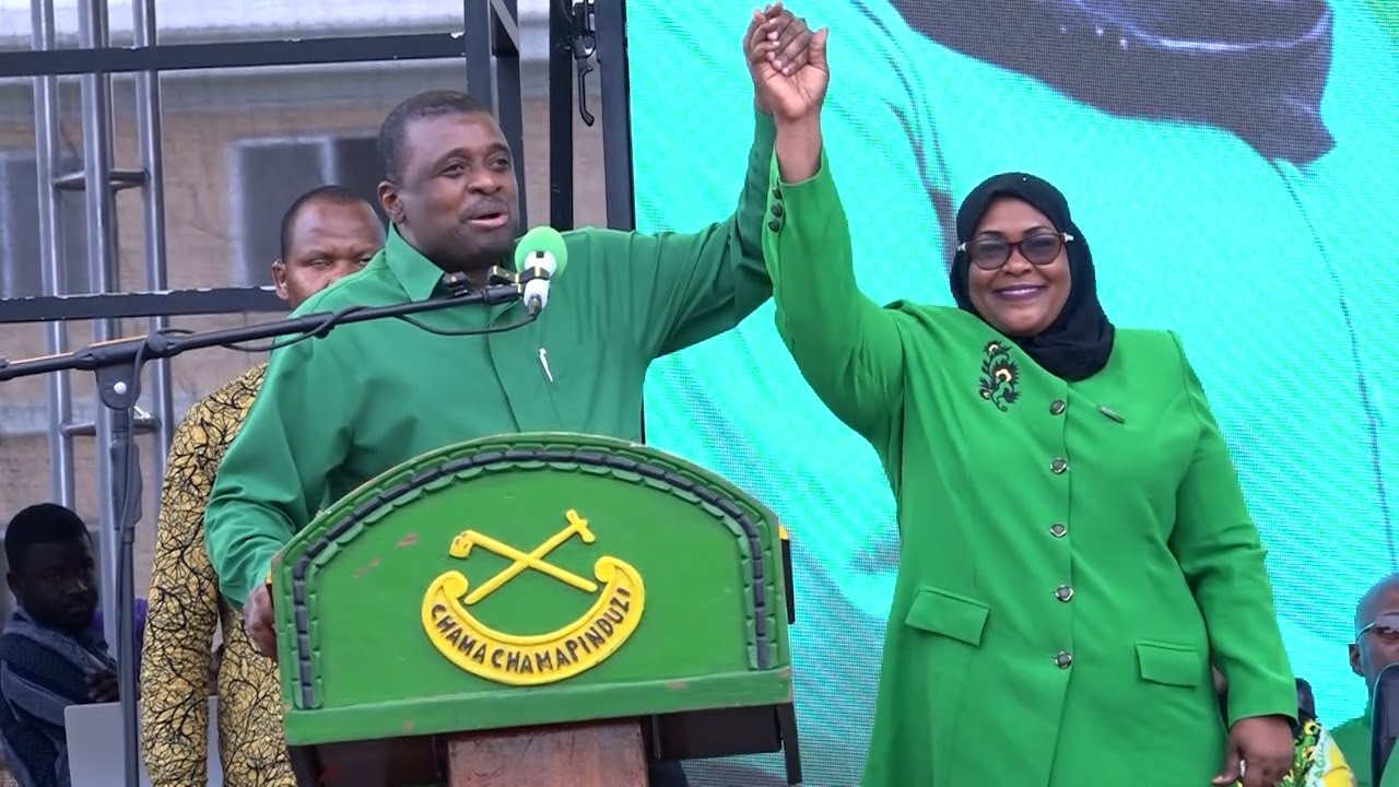 MAKAMO AMTAMBULISHA MGOMBEA WA CCM FUONI, MWENYEWE AFUNGUKA MAZITO ATAKAYOFANYA JIMBO LA FUONI