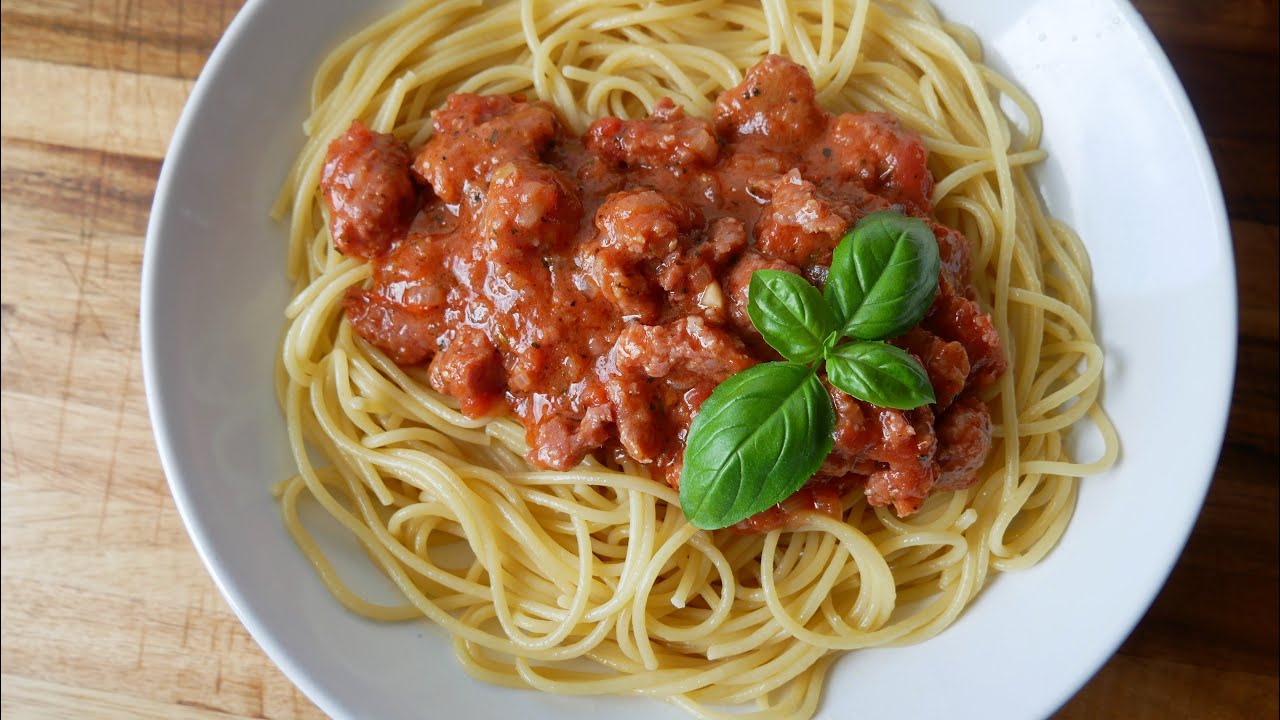 Spaghetti mit Salsiccia Tomaten Sauce (Rezept) || Pasta with Salsiccia Tomato Sauce || [ENG SUBS]