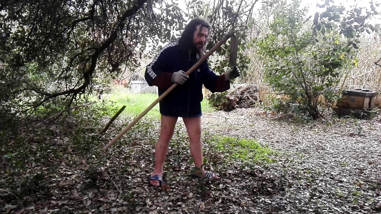 Come si zappa la terra | Omar