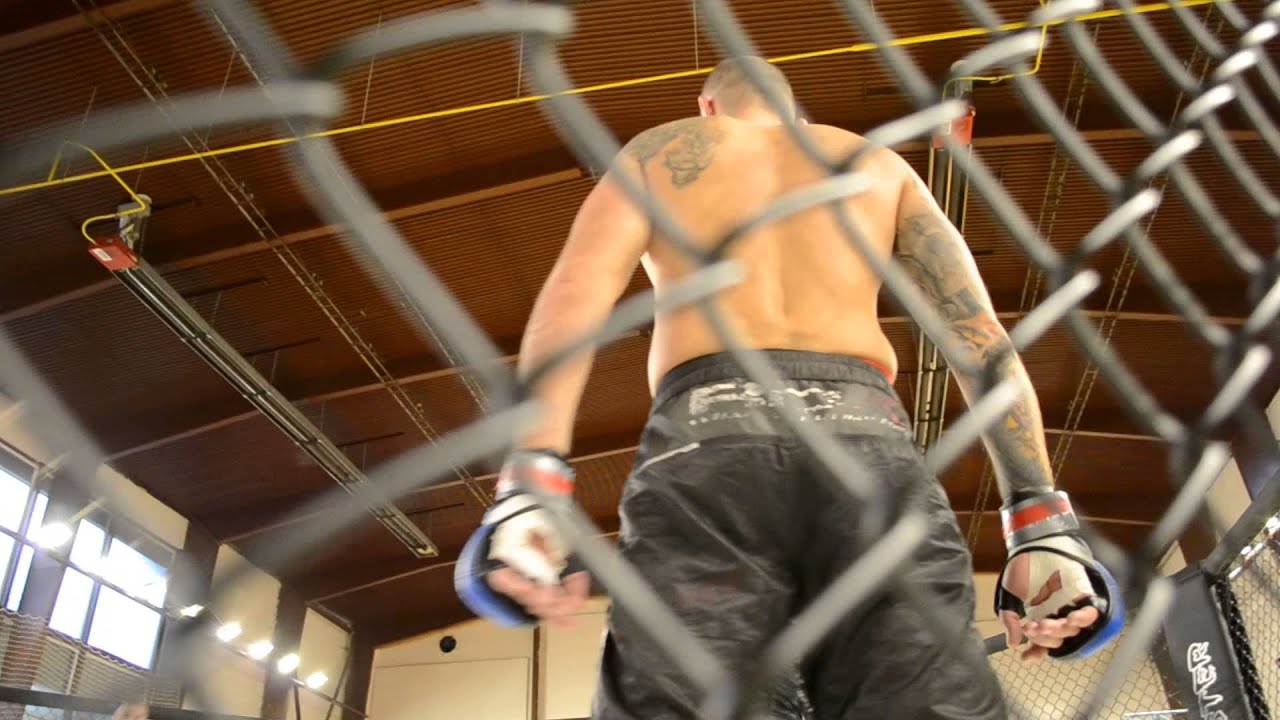 Jan B&aacute;lek (MMA Chomutov) Vs. Ivo Jedlička (Bandog Gym Opava)