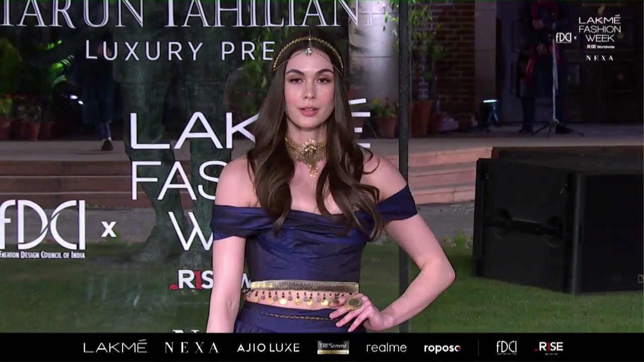 #FDCIxLFW | NEXA PRESENTS TARUN TAHILIANI LUXURY PRET SHOW