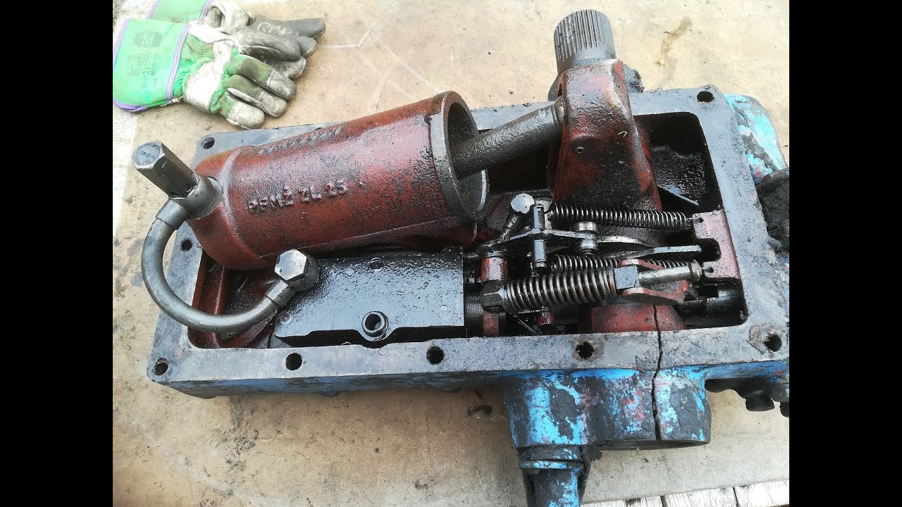 Najlepszy mechanik na świecie Ursus C 360 podnośnik wodziki