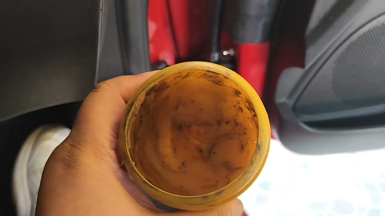 Mais uma super dica, lubrificação do limitador da porta do New Fiesta 