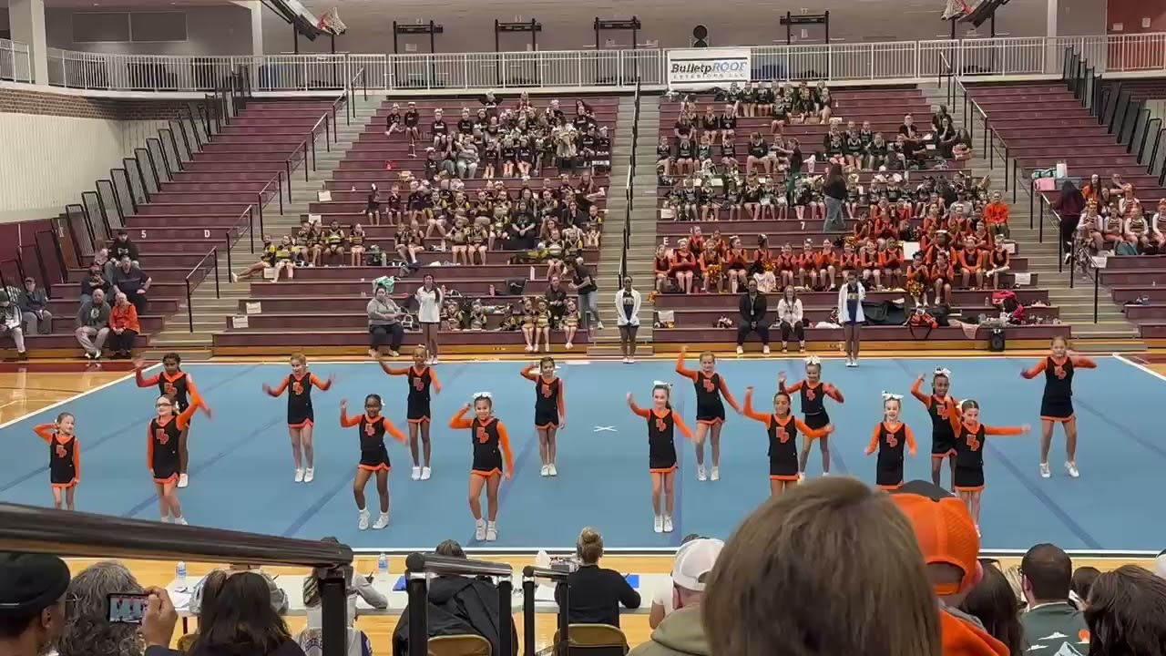 PEE WEE PREFORMANCE AT KEYSTONE INVITATIONAL 