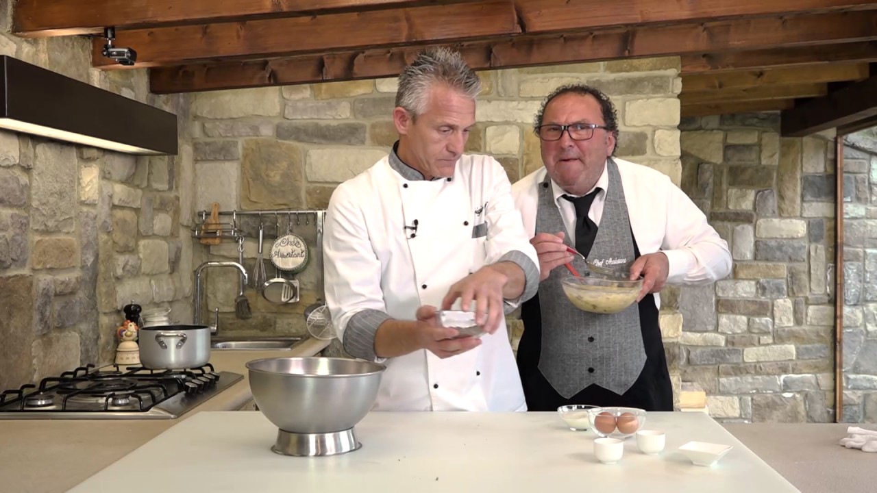 PLUMCAKE ALLA BANANA - Video Ricetta - Grigio Chef