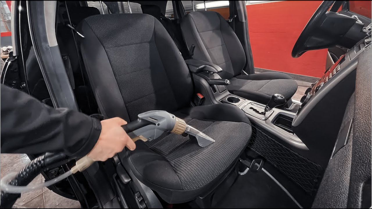 Detailing Avenue - Nettoyage des sièges avec le CarPro MultiX