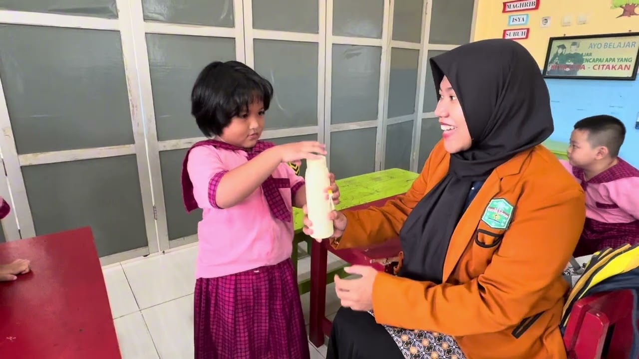 #Anakia 4kata ajaib yang harus di biasakan si kecil 