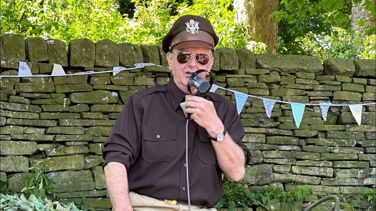 It don&rsquo;t mean a thing : Jeep Johnson Live ~ Haworth 1940s Weekend