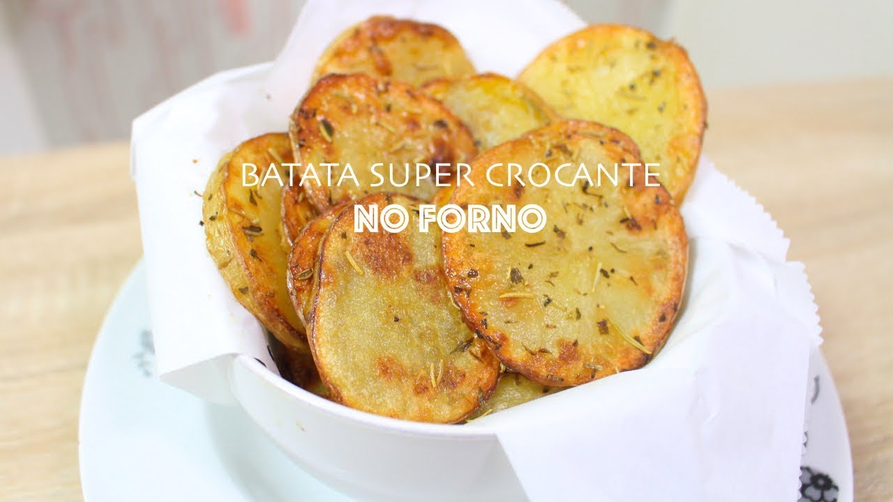 BATATA SUPER CROCANTE NO FORNO - #480 - Receitas da Mussinha