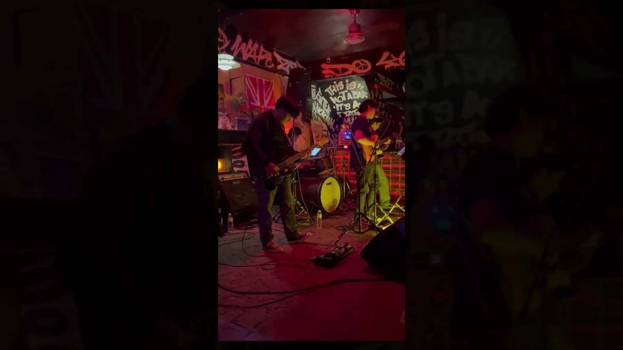 Brianstorm ( Arctic Monkeys Cover ) - Talking Noise