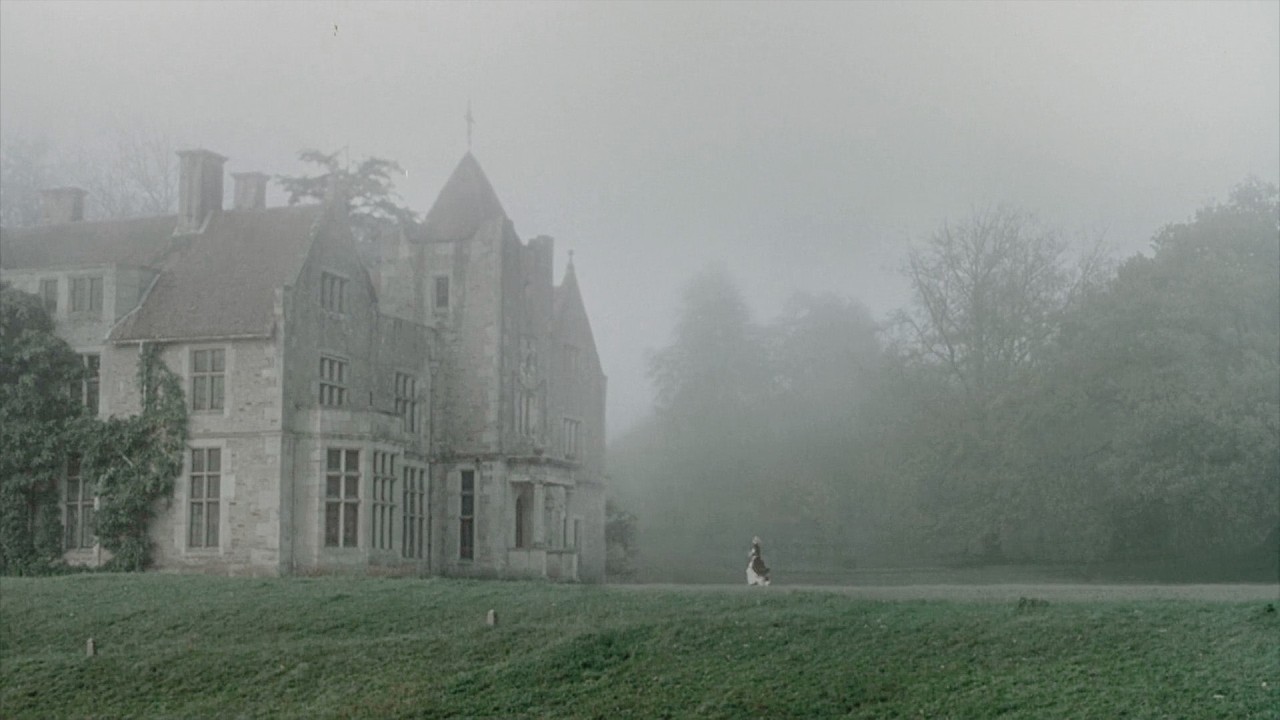 The Reason This Isolated Mansion Is Always Shrouded in Dense Fog Is Shocking But With a Twist