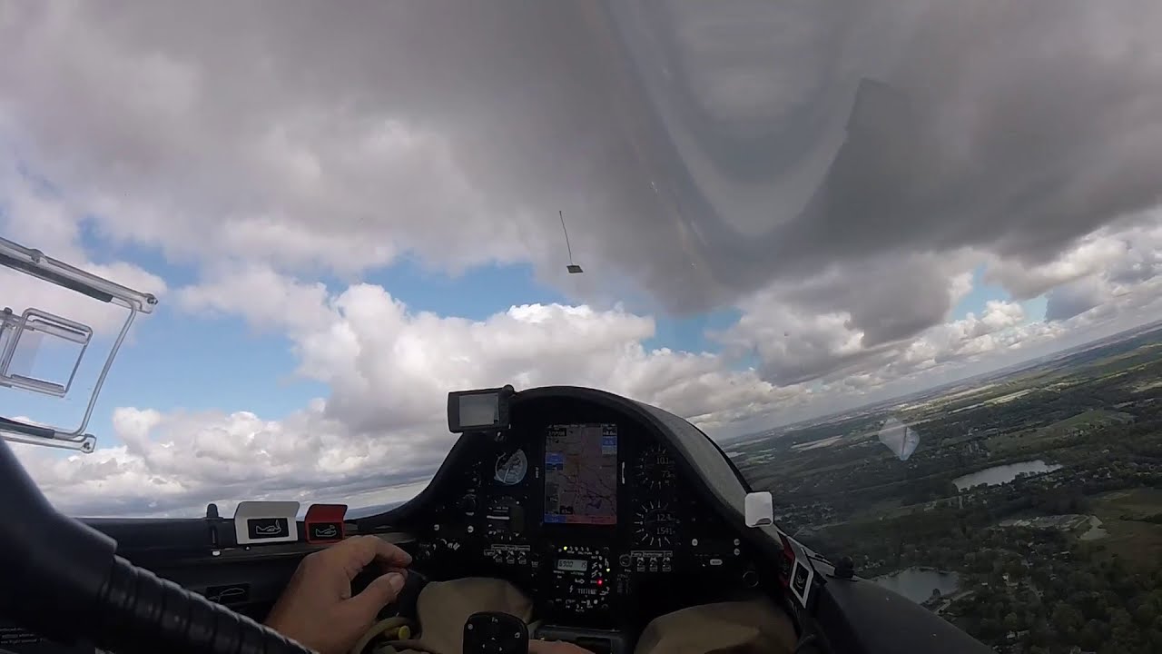 ASH 31 Mi Self Launch at Chicago Glider