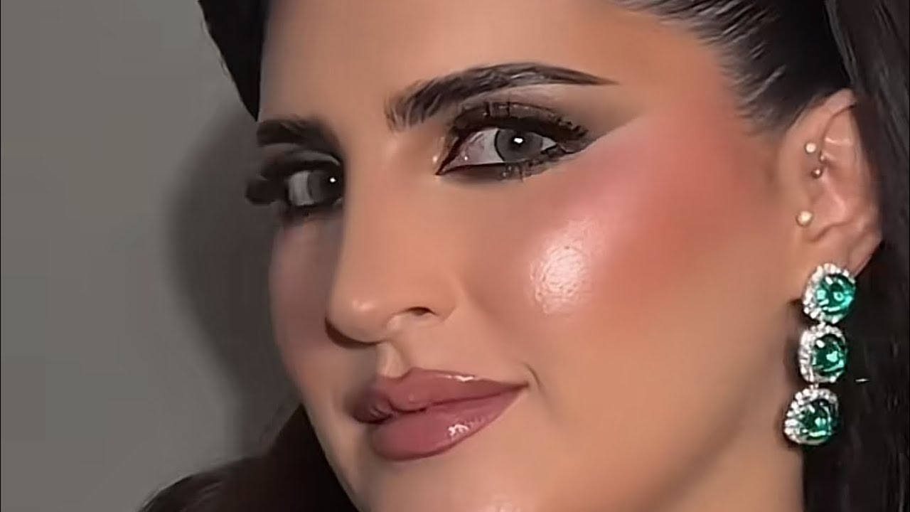 تتوريال مكياج لوك سموكي زيتي ناعم من سناب ايمان العزازي