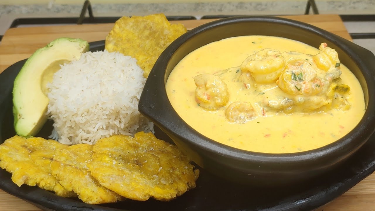 cazuela de pescado y camarones
