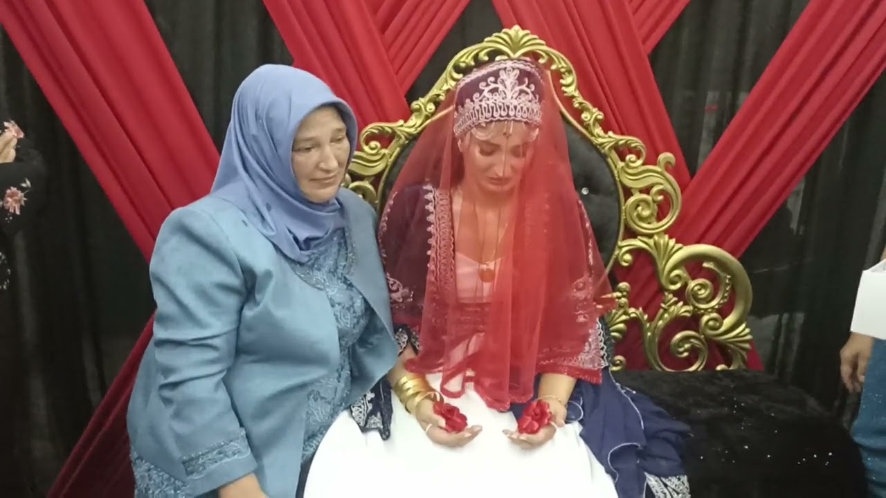KEZİBAN GELİNİN KINA GECESİ