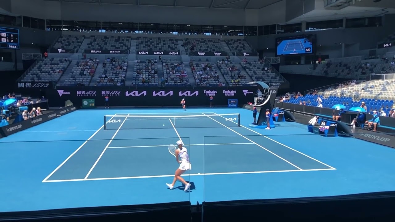Iga Swiatek Court View AO 2022