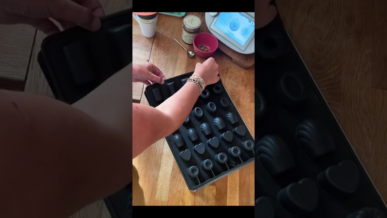 Guy Demarle recette  Mignardises à la pistache #recette #mignardise #thermomix