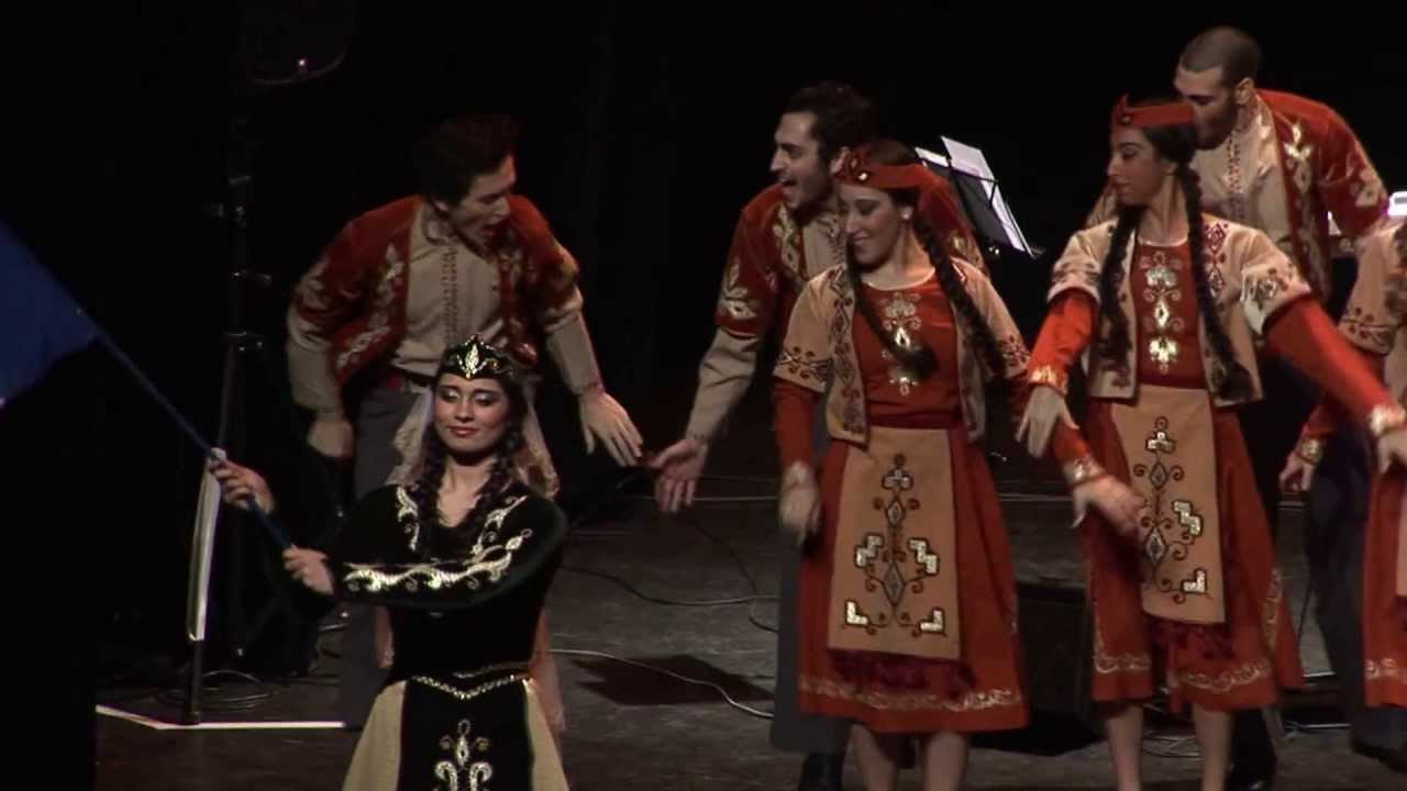 SILVA AKOPYAN - ENSEMBLE DE DANSE NAIRI LYON - AREVIK -troupe de danse arménienne