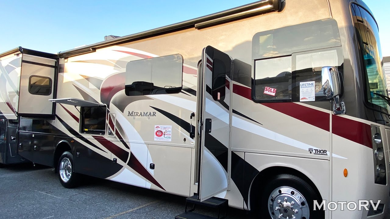Thor Miramar 32.2 Class A Motorhome on Ford F-53 Chassis with 6.8L Triton V-8 350 HP Engine