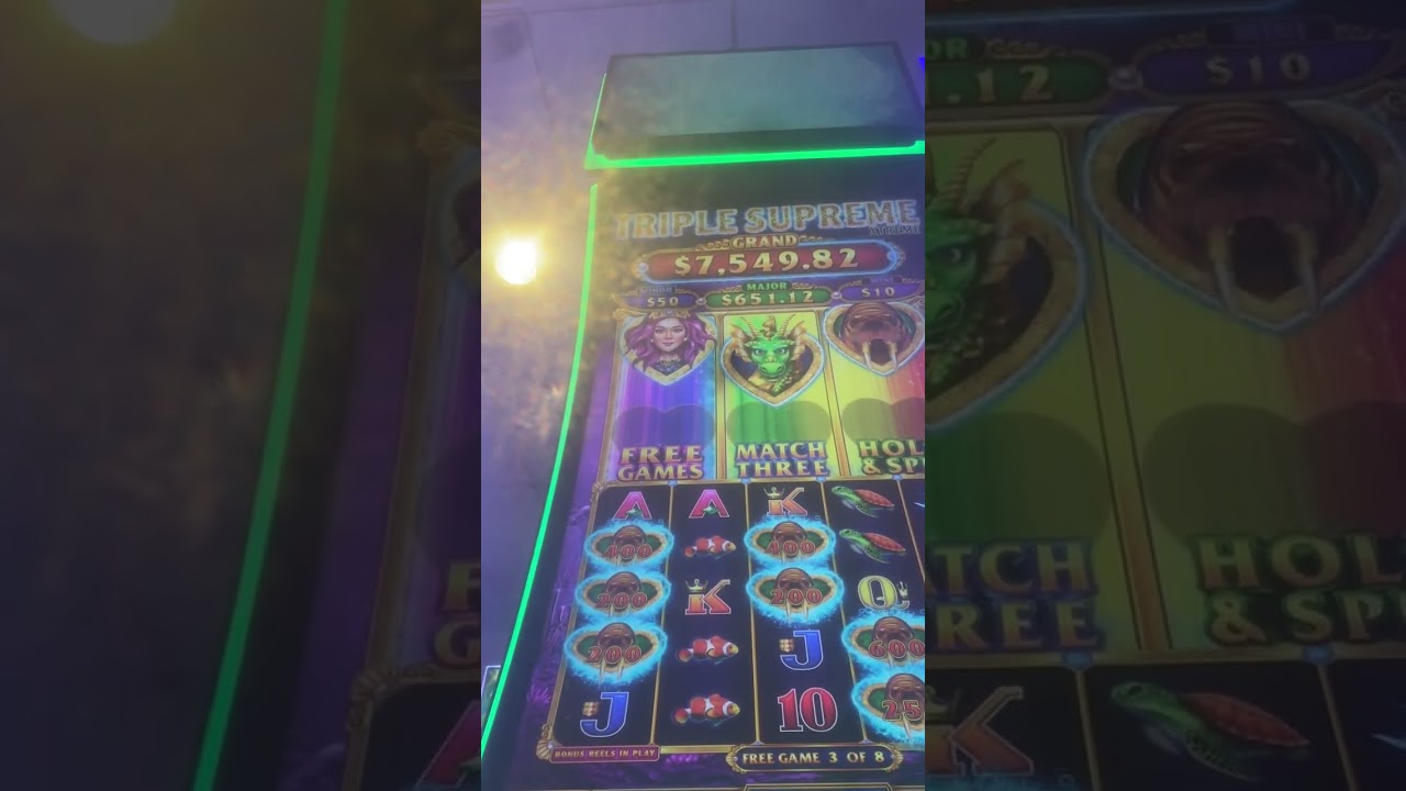 TRIPLE SUPREME EXTREME SLOT MACHINE!!!!!        4 trigger curse or myth?               