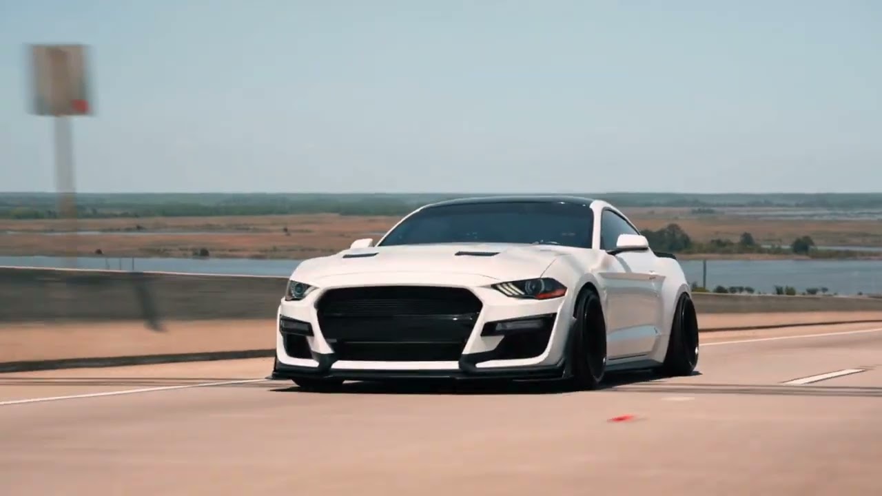 Old and New car.      Muscle Cars edit, top edit