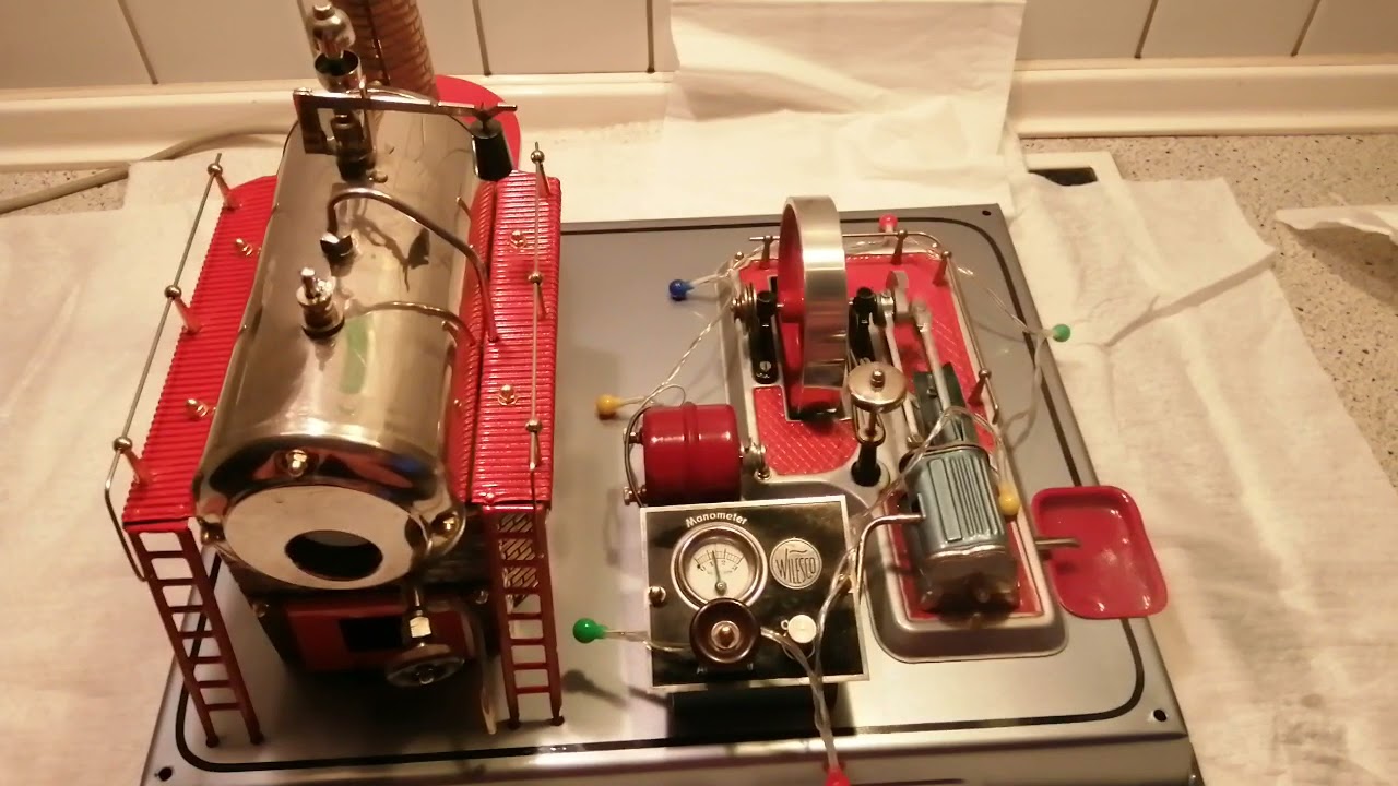 Wilesco Dampfmaschine Modell D24 Elektrisch Beheizt aus den 50 Jahren Kompl. Neu Aufgebaut