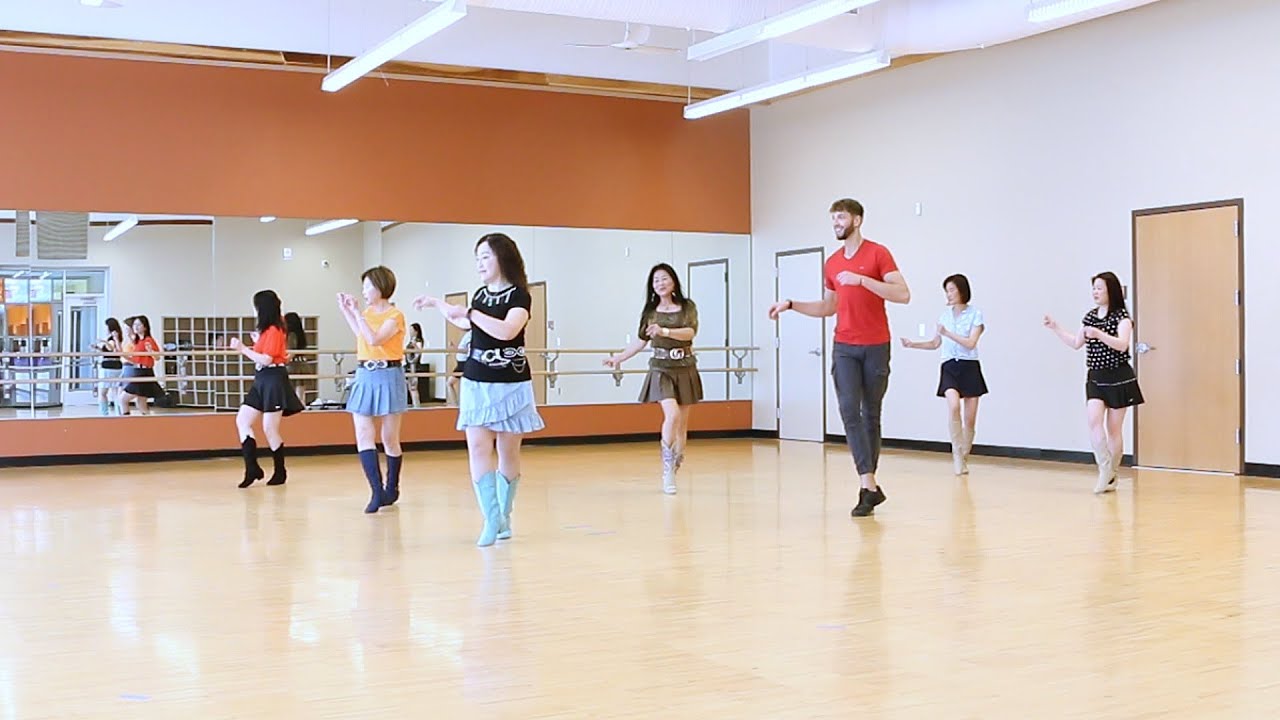 Homecoming Queen - Line Dance (Dance & Teach)