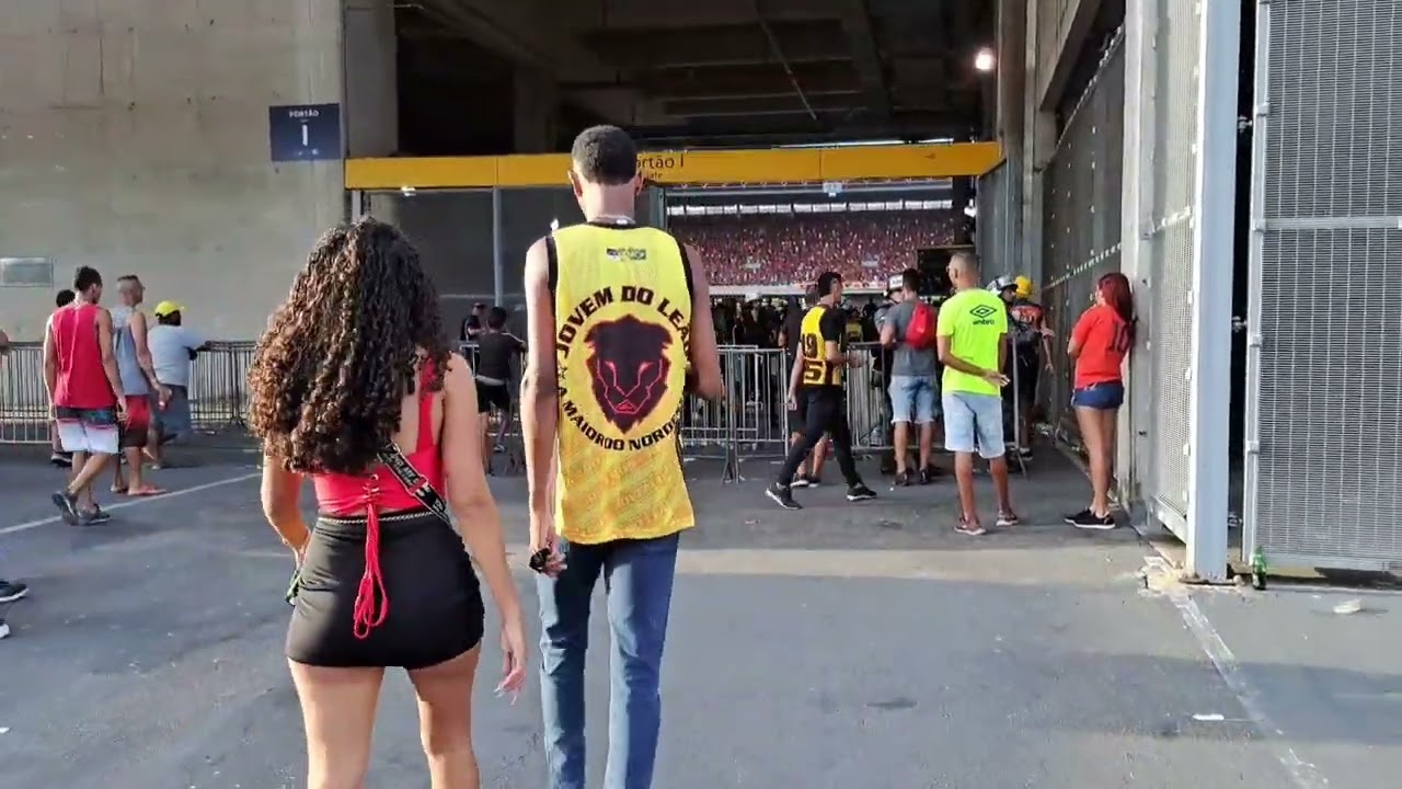 SPORT RECIFE X SANTA CRUZ na Arena de Pernambuco torcida rubro-negra bate recorde de público