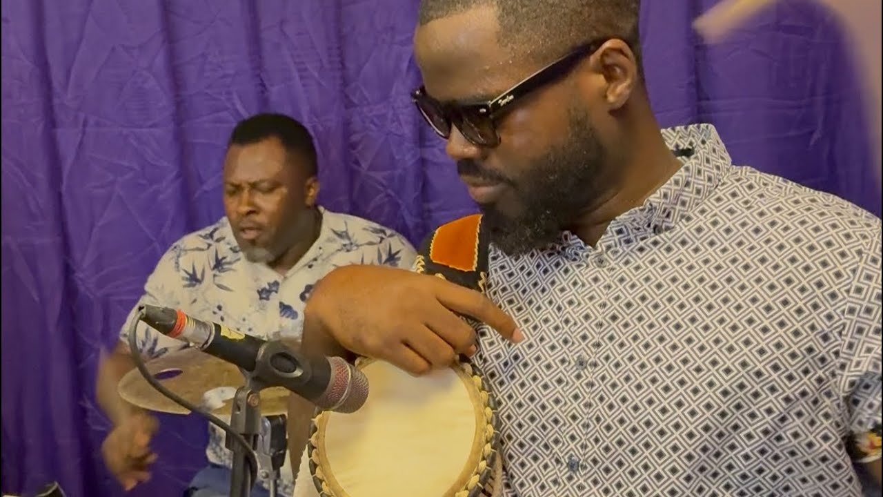 Royal Hugs Surprise Baby’s Thanksgiving High-Energy Band Performance