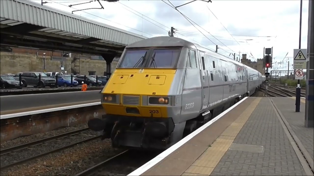 REMADE - Trains at Newcastle Central Station on Saturday 6th June 2015 Full HD!
