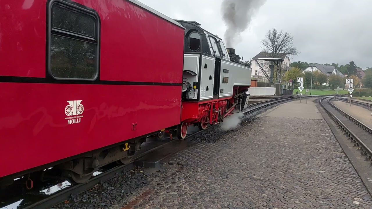 Bäderbahn Molli: Start nach Doberan