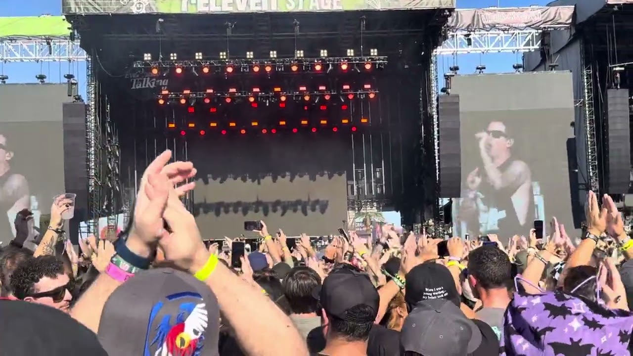Simple Plan - I’d Do Anything (Live) - When We Were Young Fest 2025