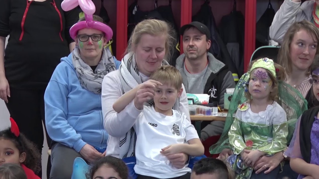 PUNKTum Eisleben  Kinderfasching mit den Lotterstädtern