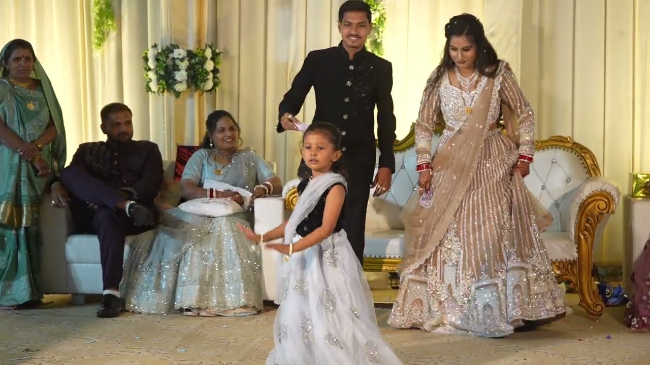 LITTAL GIRL DANCE PERFORMANCE