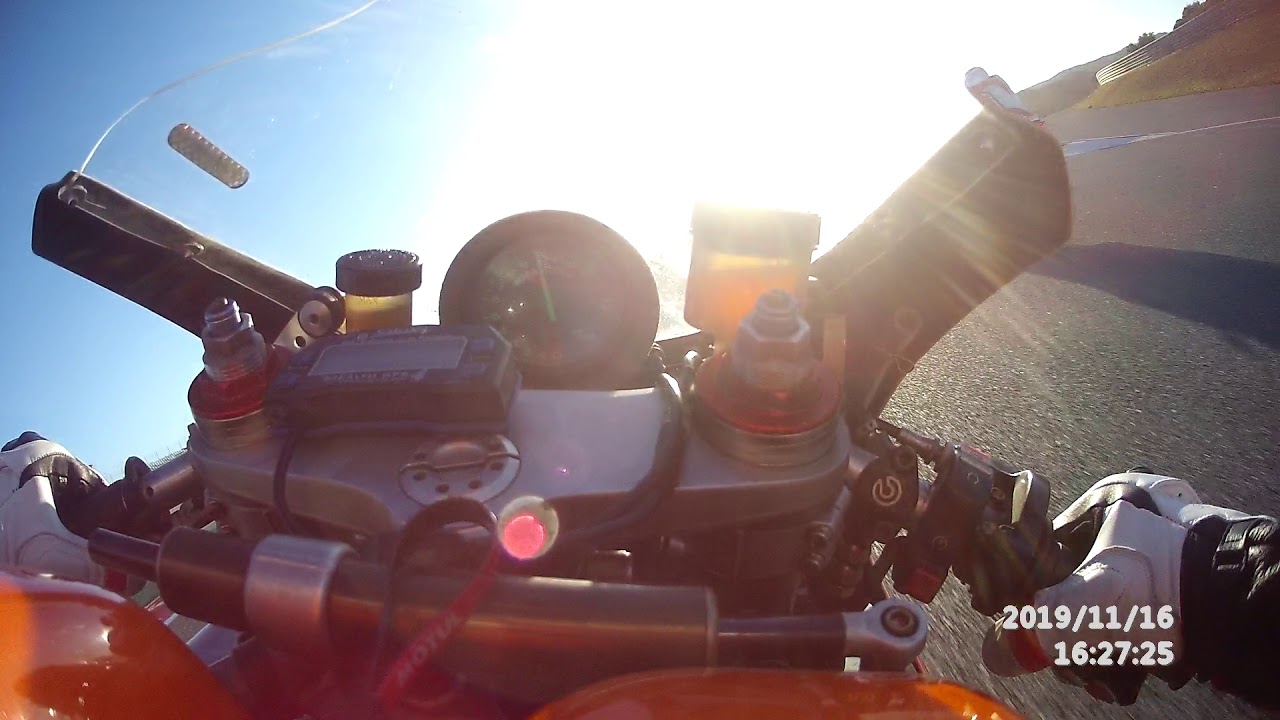 Ducati 748R first time @ Portimao 2:09.
