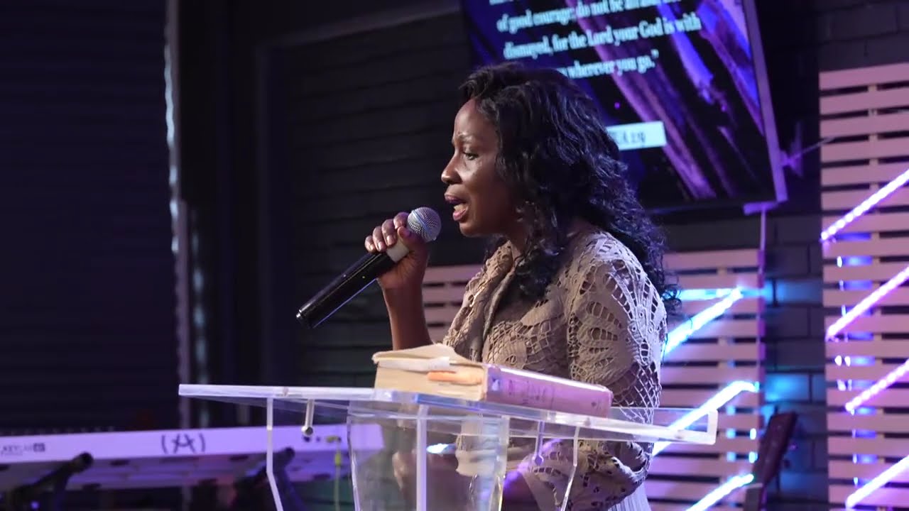 In His Presence - Pastor Miriam // GlowConf25