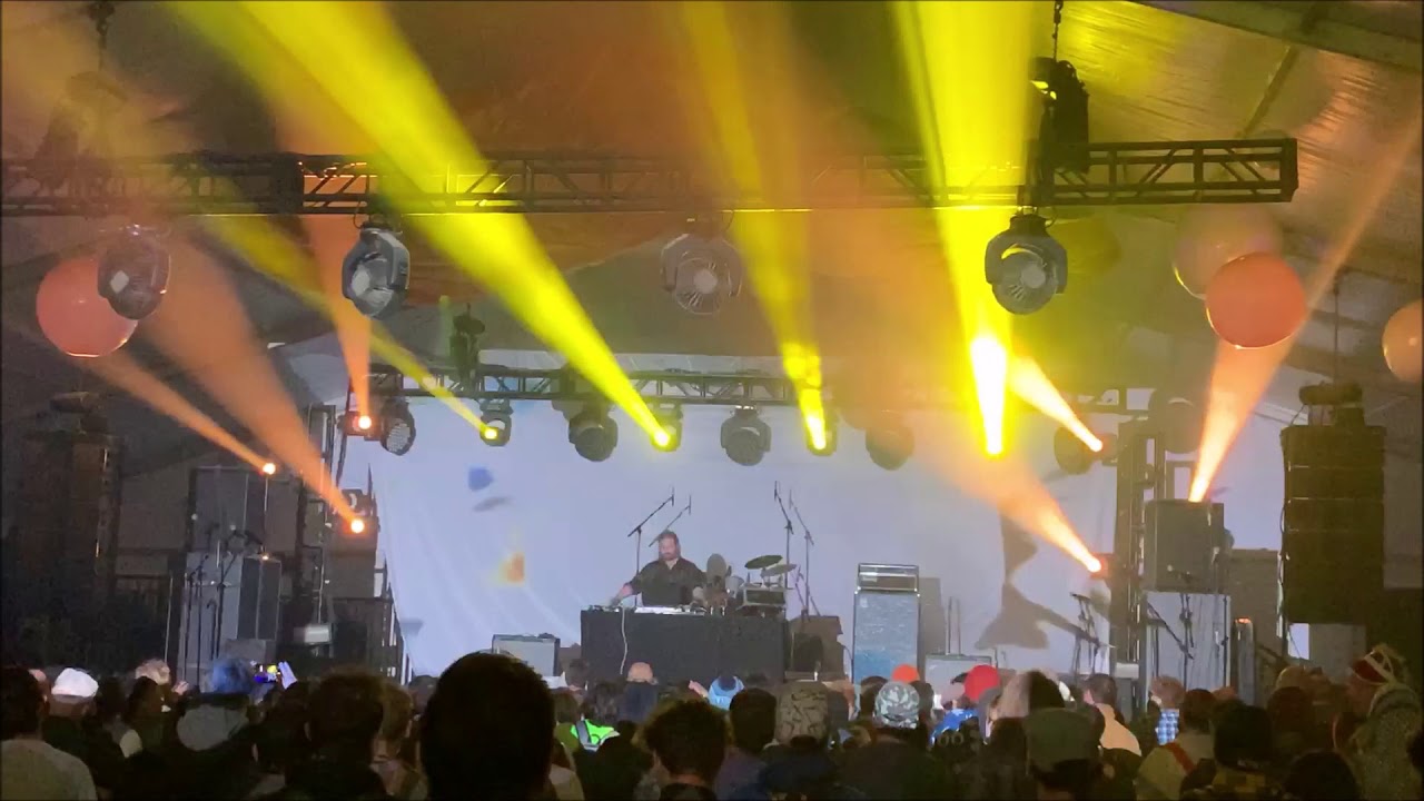 Blanck Mass - Live at Desert Daze, Theater Stage 10/13/2019 [clip]