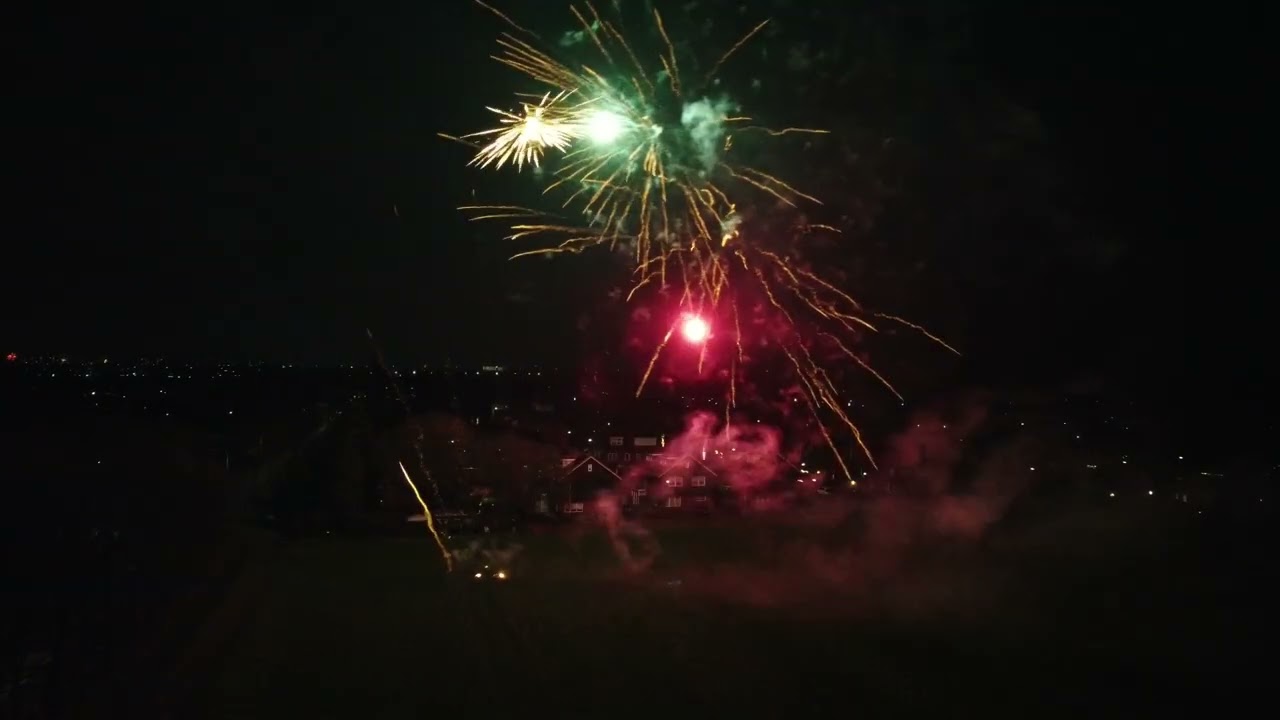 Oriental Mandarin 190shots Fireworks   transbomber Rebel 20 final wait 4 the end  vuurwerk 25 26