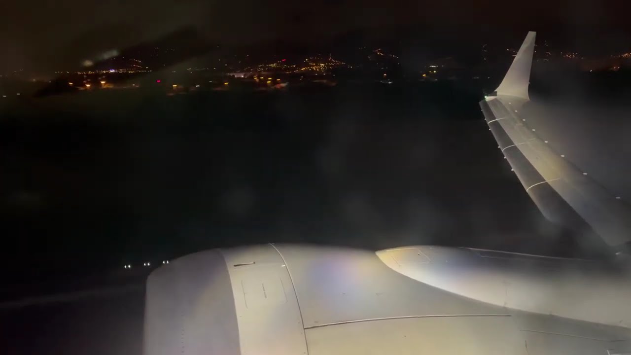 American Airlines 737 MAX 8 Foggy Night Takeoff from Quito