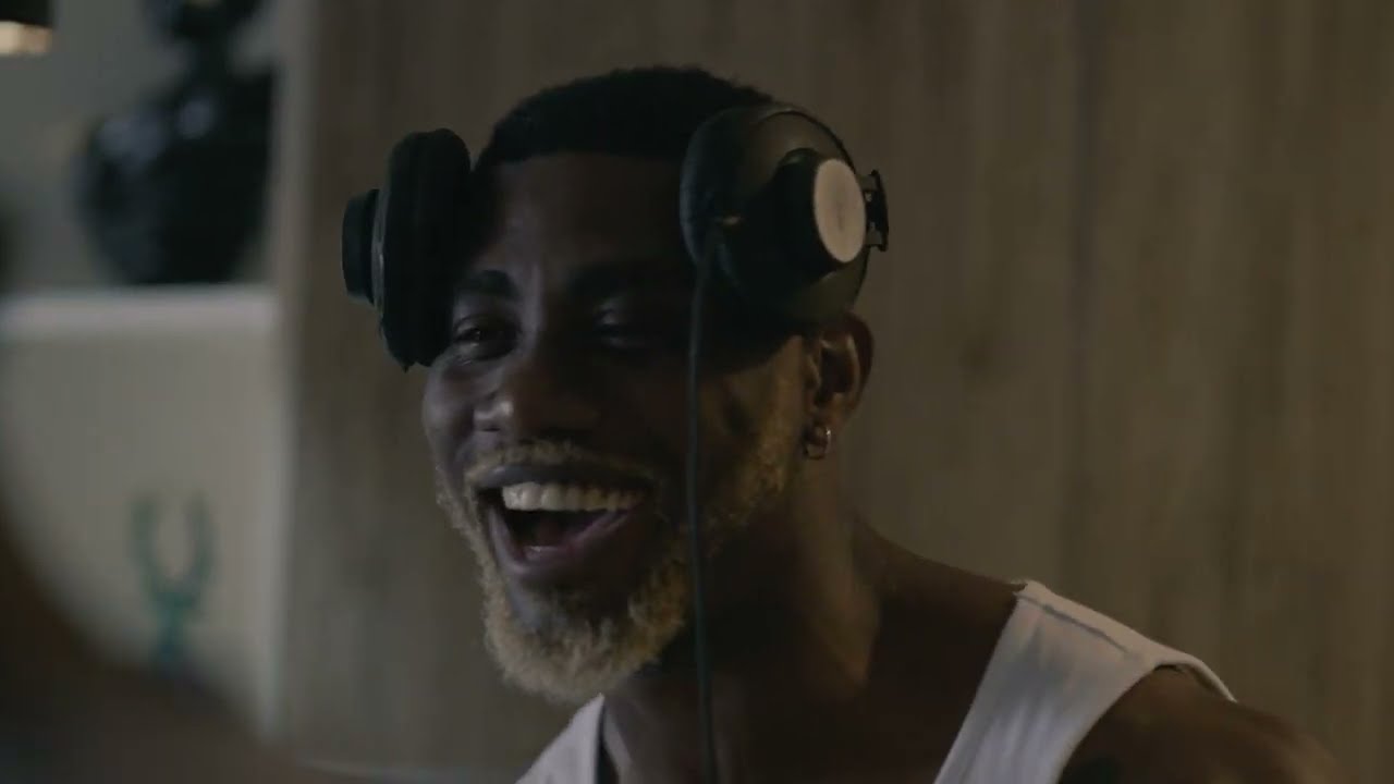6UFF - WELL$ FARGO (official video)