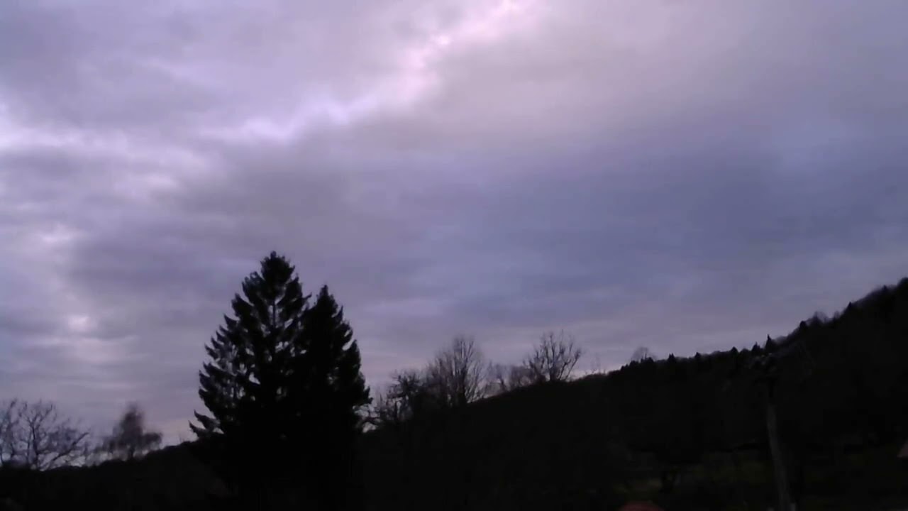 Identifiziere nicht! Zentriere deinen Verstand!Meditation VerbindungsReise HeilReise Nevenka Barkley