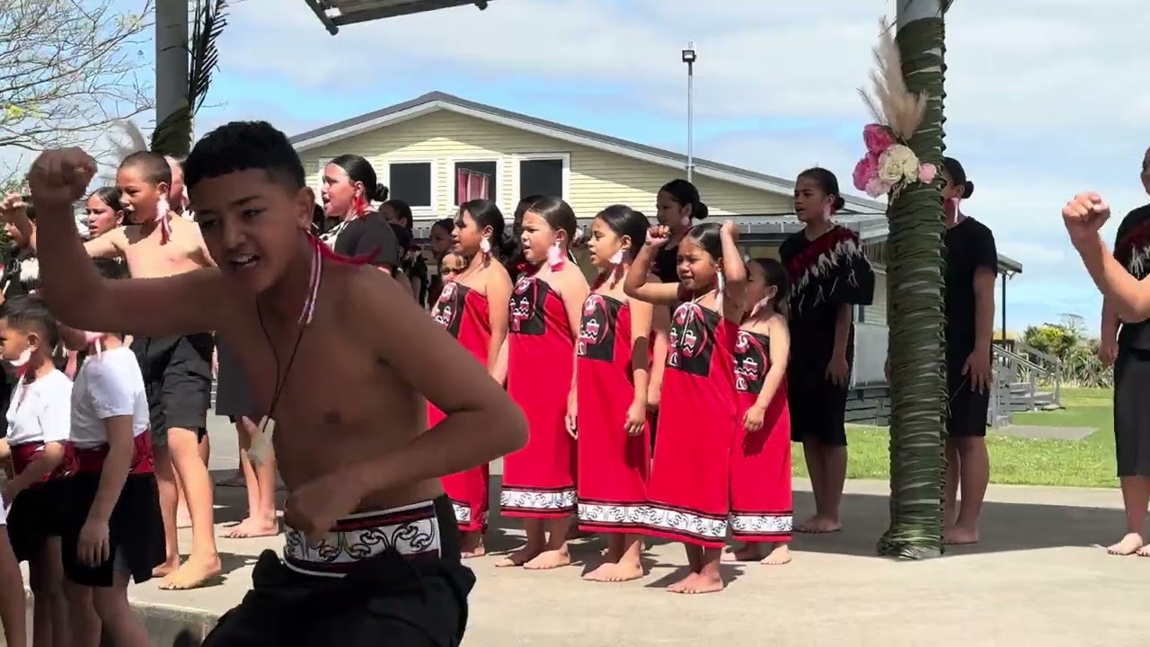 He pua mai haka