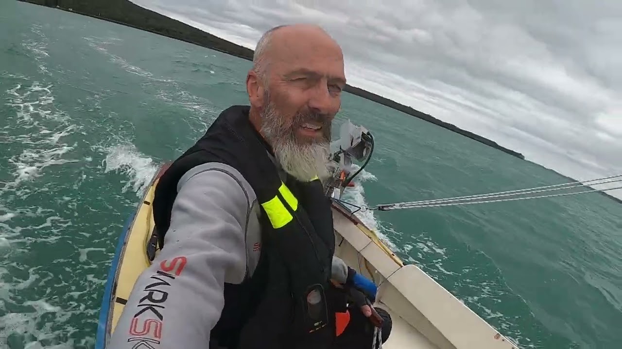 Scamp Mayzi  - Matiatia to Half Moon Bay, Aotearoa
